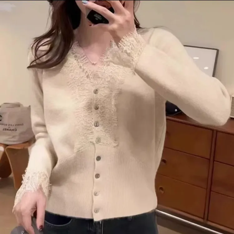 （102）2025春季新款大码蕾丝V领开衫毛衣女长袖针织衫气质显瘦毛衣