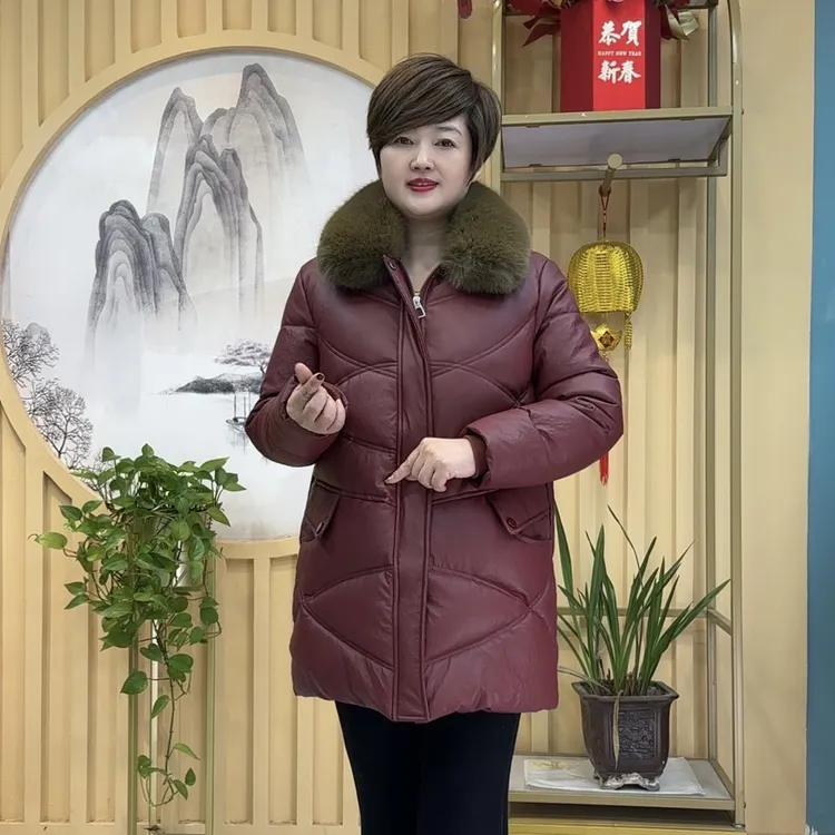 女装棉服妈妈装中老年时尚女士中长款修身加厚保暖加绒冬季大毛领