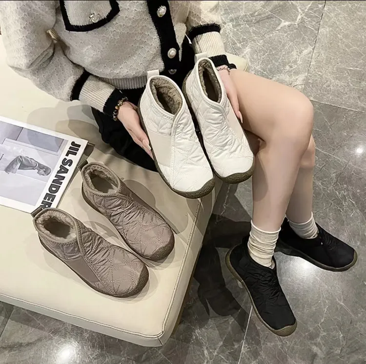 高帮雪地靴2024新款冬季女鞋子防滑防水保暖时尚百搭棉鞋加绒加厚