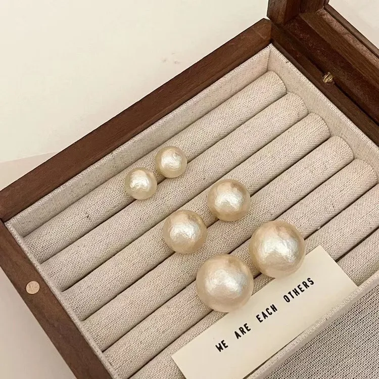 铜合金耳饰 法式棉花珠耳钉925银针耳环女轻奢小众高级感个性饰品