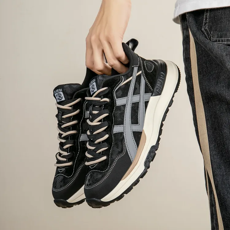 秋冬新款2025男士时尚休闲鞋百搭厚底户外跑步运动鞋防滑潮流潮鞋