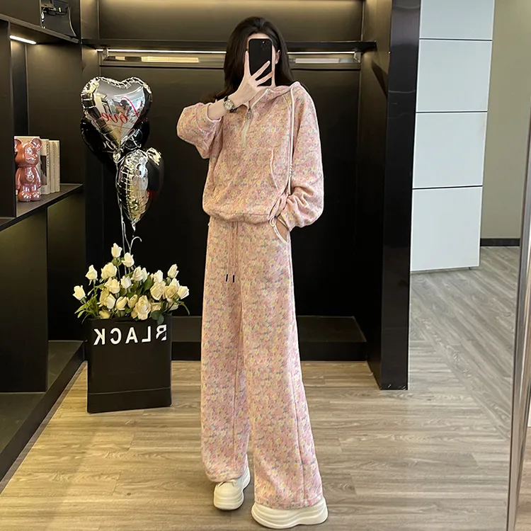 高级感高端多巴胺新款休闲运动套装女春秋减龄卫衣阔腿裤两件套潮