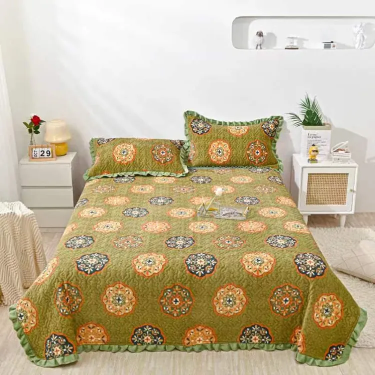 新品牛奶绒床盖防滑炕盖榻榻米夹棉绗缝学生宿舍床三层加厚多功能