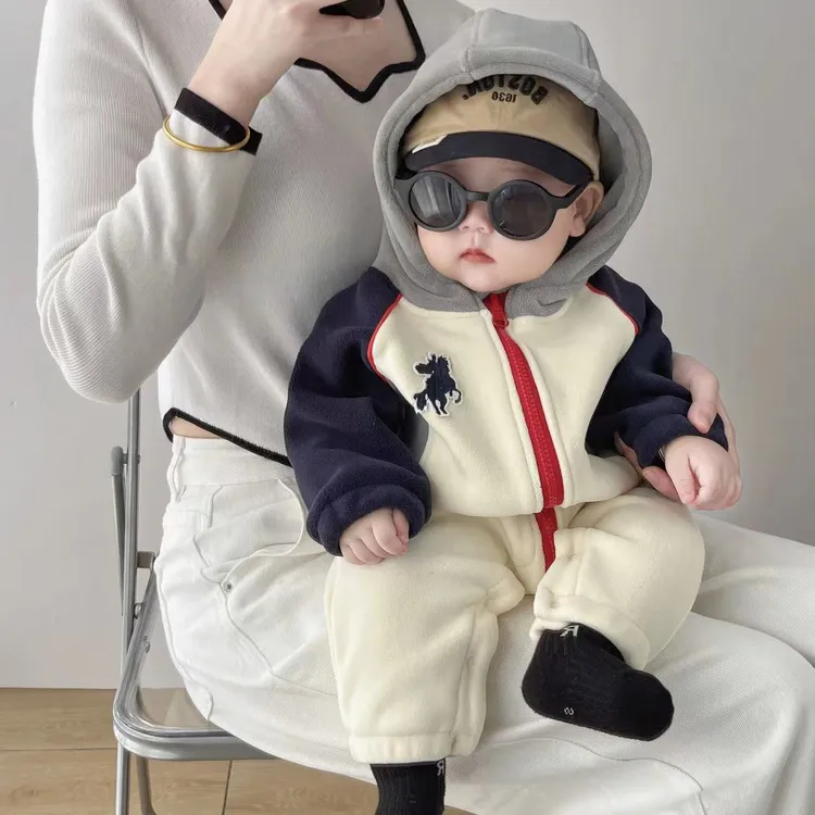 【柏莉绒】长袖婴儿连帽连体衣加绒加厚软糯外出服男女宝宝潮秋冬季