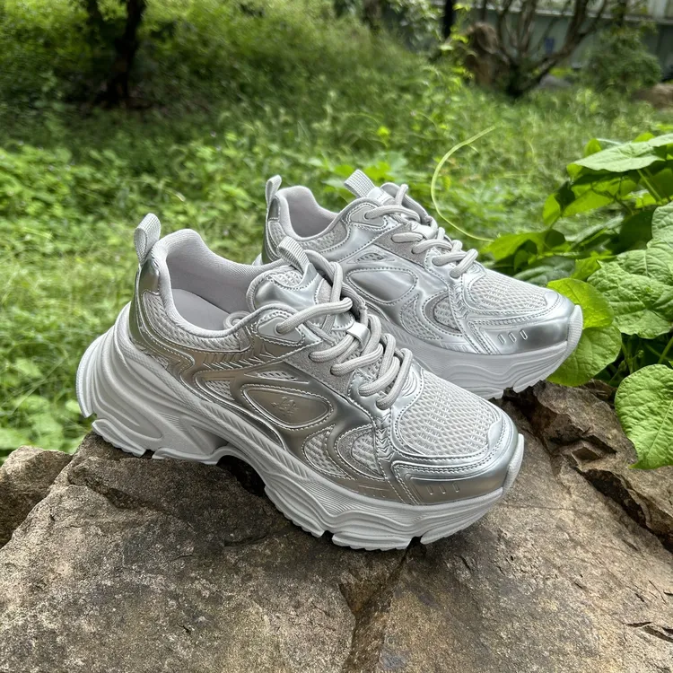 厚底老爹鞋女潮流百搭鞋子白鹿同款独立星球休闲运动鞋增高显脚小