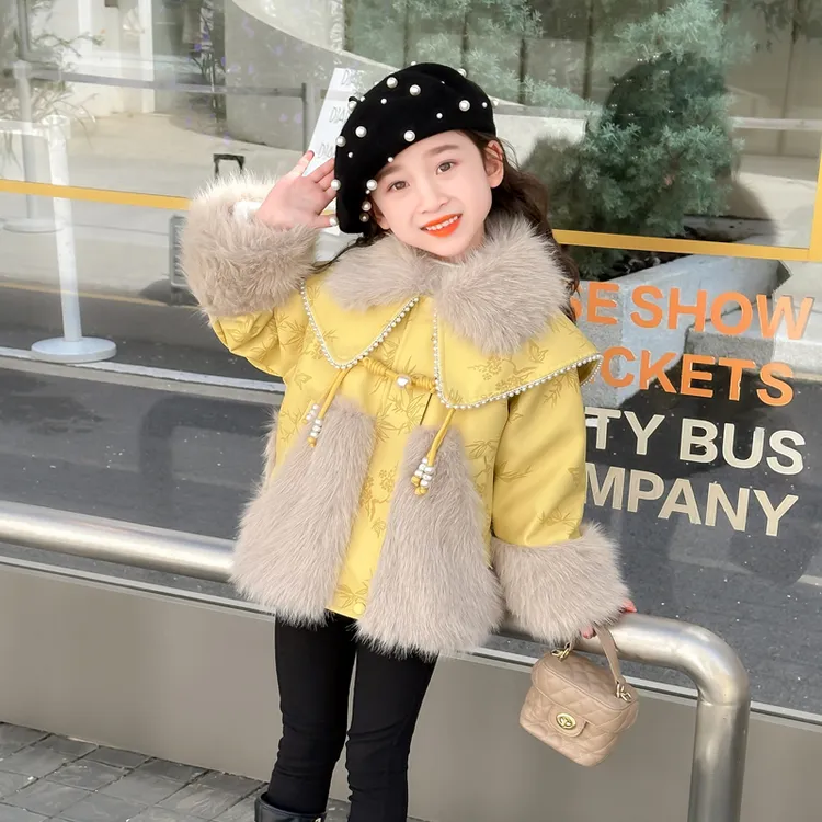 女宝宝气质派克服外套冬季2024新款小女孩加绒加厚时髦保暖大衣潮