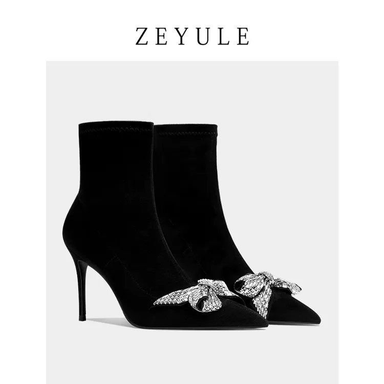 芷余骆2024年新款黑色绒面高跟瘦瘦靴蝴蝶结尖头细跟小短靴女秋冬