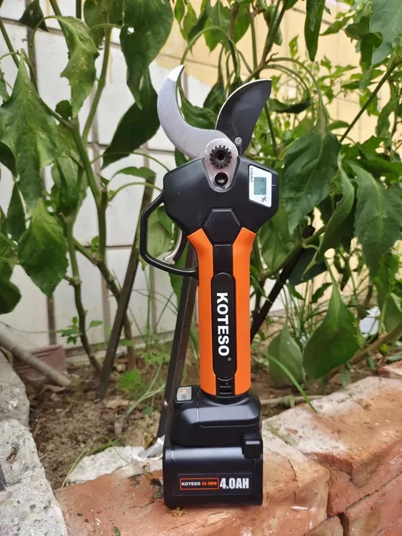 老人头新款940电动修枝剪