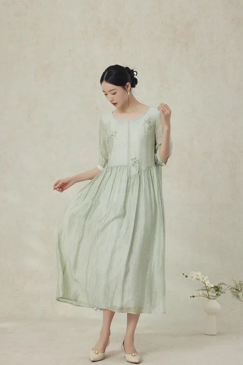 【梨花庄】2024春夏2F1D111方领连衣裙宽松连衣裙新中式国风