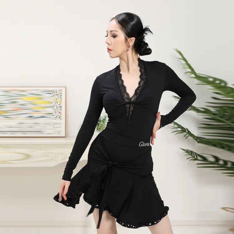 《刘老师同款》歌瑞亚拉丁舞女新款V领蕾丝连裆上衣练习功表演出服