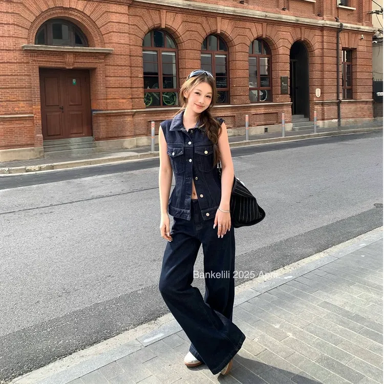 韩系高级感套装女2025新款时尚显瘦减龄休闲牛仔马甲阔腿裤两件套