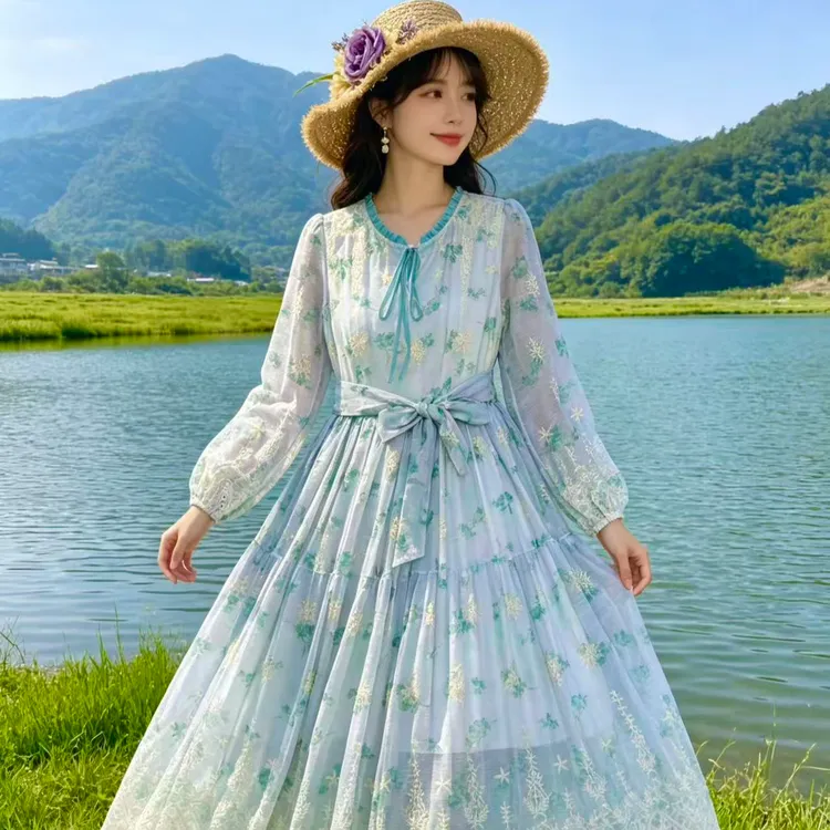 《青青子衿》新款收腰显瘦碎花连衣裙时尚百搭轻奢大码中长款宽松