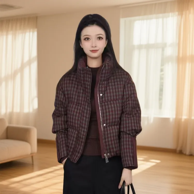 Gowani/乔万尼2025新款女款冬季保暖短款复古格纹羽绒服EZ4T206