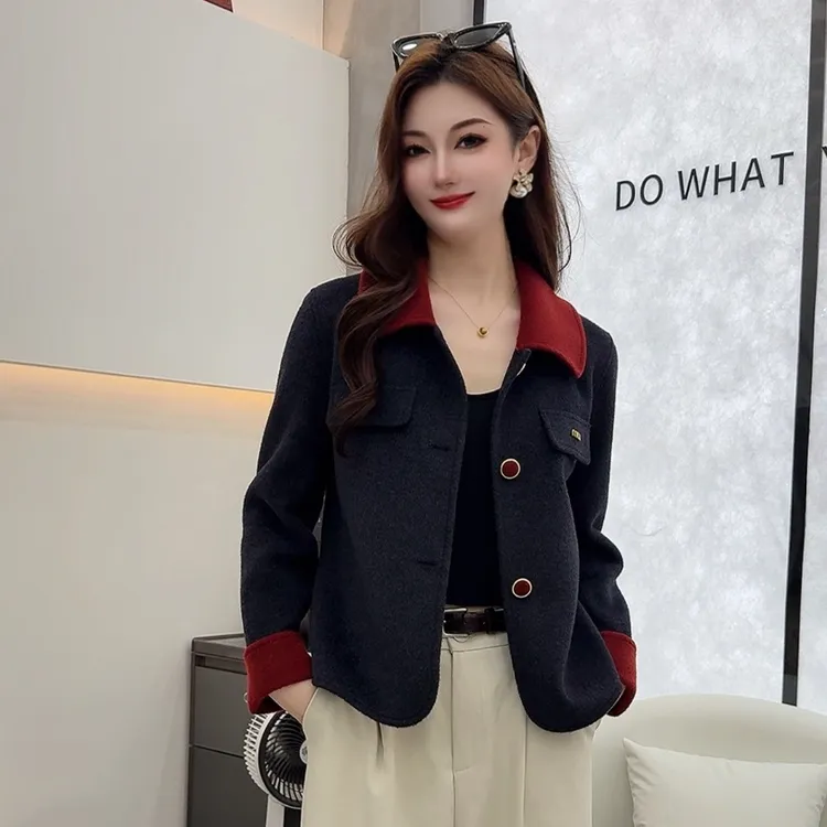 2025秋冬新款撞色娃娃领小香风正肩显瘦气质羊毛短款女大衣936#3