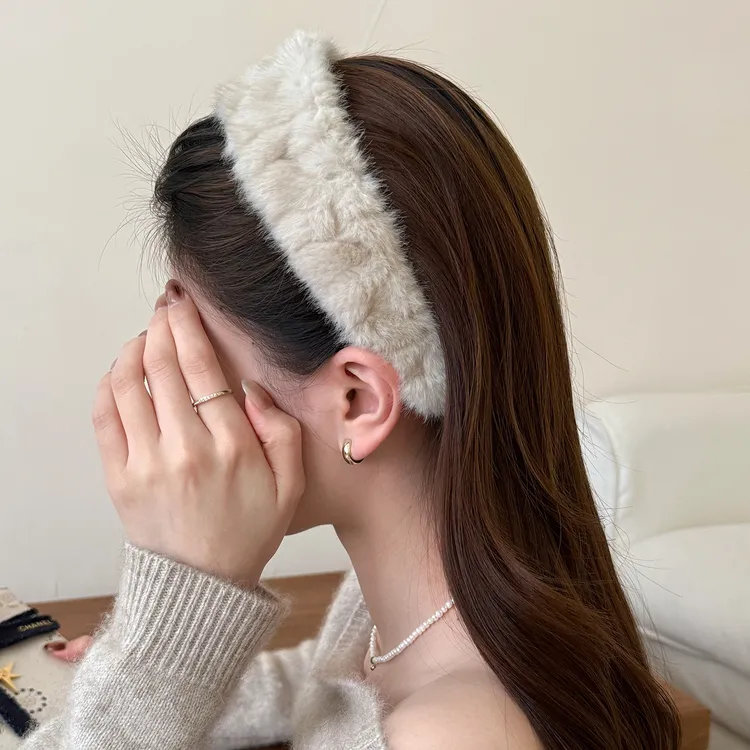 秋冬毛绒宽边发箍女气质高颅顶日常外戴压发头箍洋气时尚发卡头饰