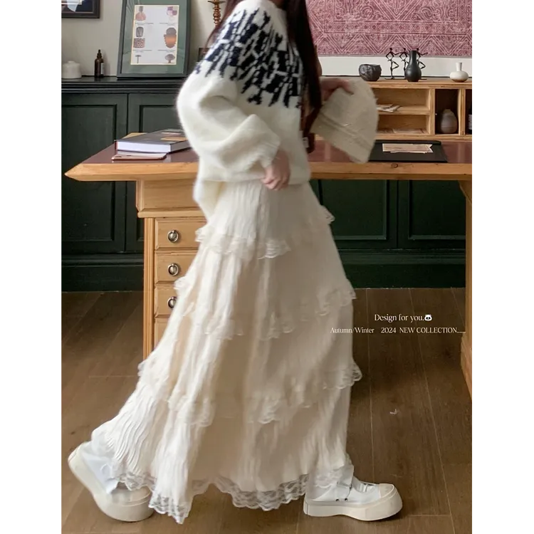 2025新款简约丝绒半身裙女秋冬温柔芭蕾风仙女蛋糕裙A字拼接长裙