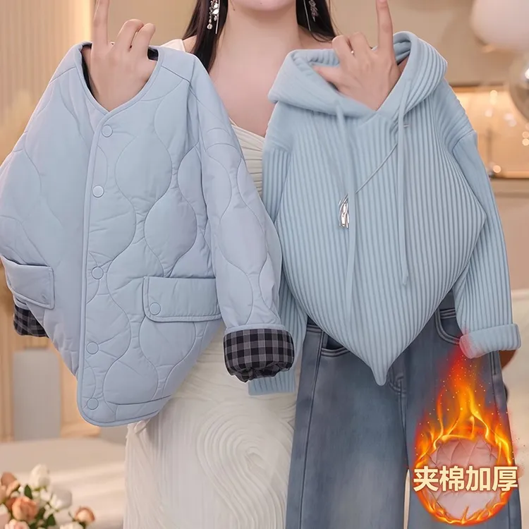 女童夹棉外套毛衣加绒牛仔裤三件套2025新款秋冬二棉加厚棉服套装