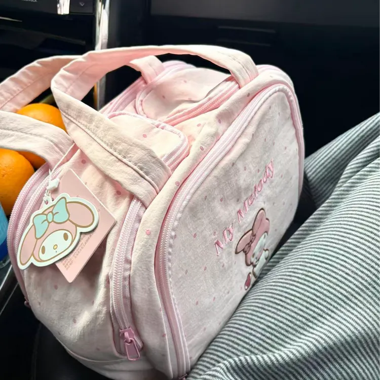 三丽鸥正版美乐蒂高颜值可爱化妆包女大容量旅行收纳防水洗漱包