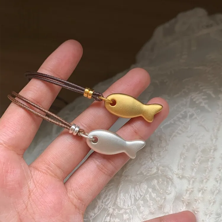 非金属皮质项链 新中式磨砂小鱼项链女复古气质高级感秋冬毛衣链