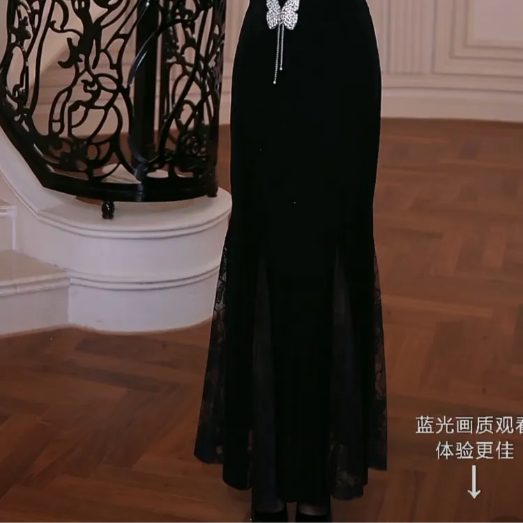 【芙娜妮】2025春秋季女款轻奢洋气百搭半身裙F2531364B