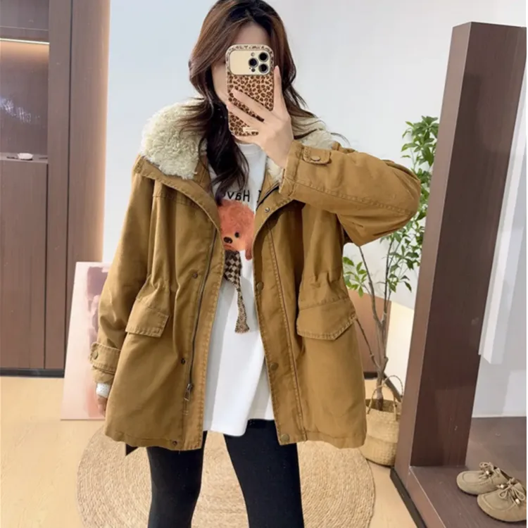 工装风羊羔毛领派克服女2025冬季新款加绒加厚保暖中长款外套潮
