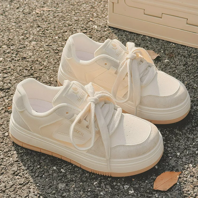 Moleubak板鞋女款2025新款小众不撞款百搭小白鞋休闲软底不累脚鞋