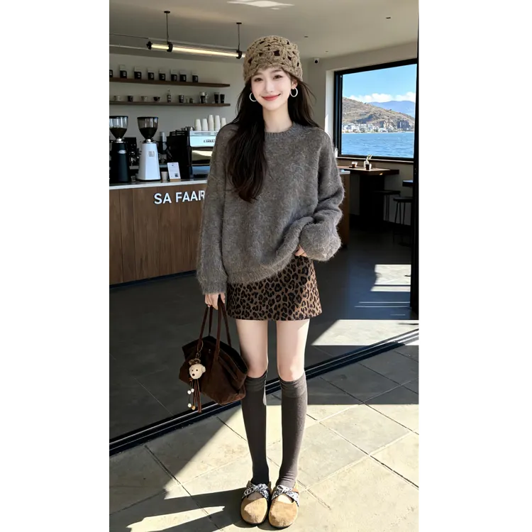2025新款秋冬装一整套穿搭纯欲高级感针织毛衣豹纹短裙两件套装女