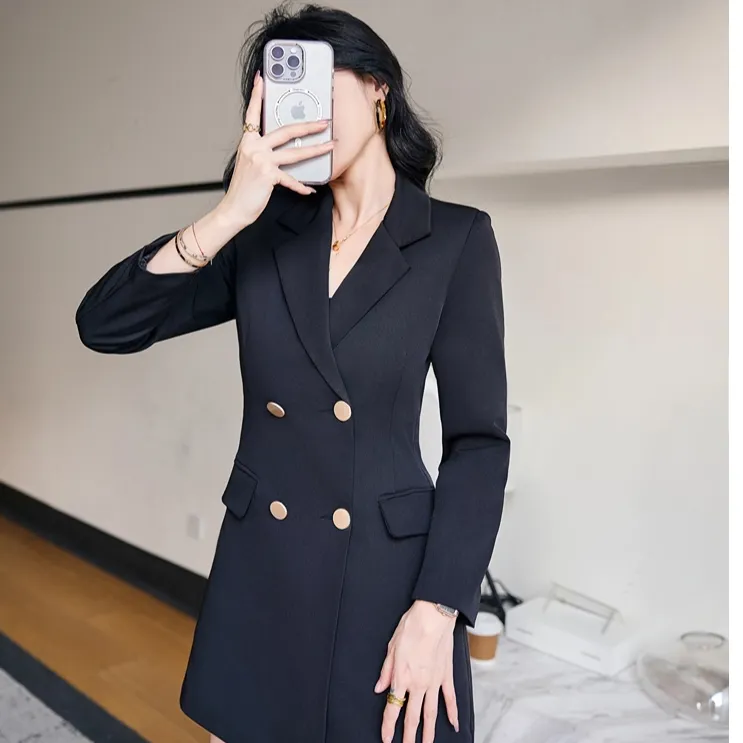 韩版小西装外套女2025新款气质时尚黑色修身女神范双排扣显瘦西服