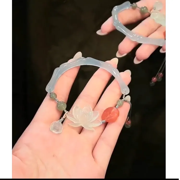 【爱宝】莲之花树脂手掌手链竹节半镯编绳手链清冷感礼物汽车包