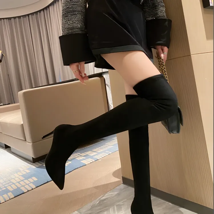 2025新款百搭过膝靴细跟过膝靴黑色尖头瘦瘦靴靴子冬季细跟高跟鞋