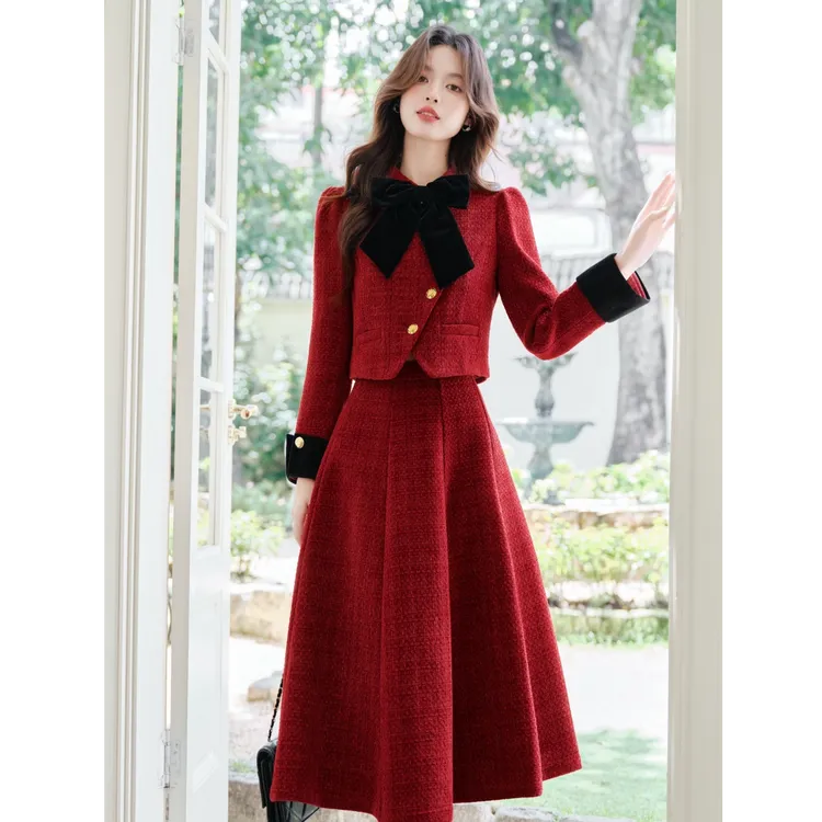 秋冬圣诞穿搭一整套女秋冬法式红色小香风外套搭配半身裙两件套