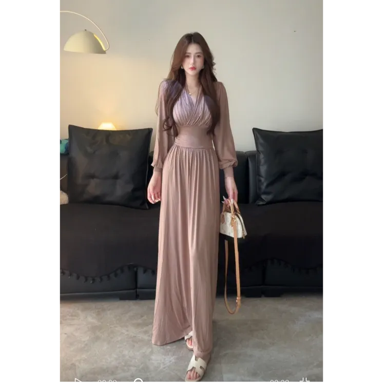 秋季新款时尚名媛气质法式长袖连衣裙V领高腰女秋装收腰显瘦