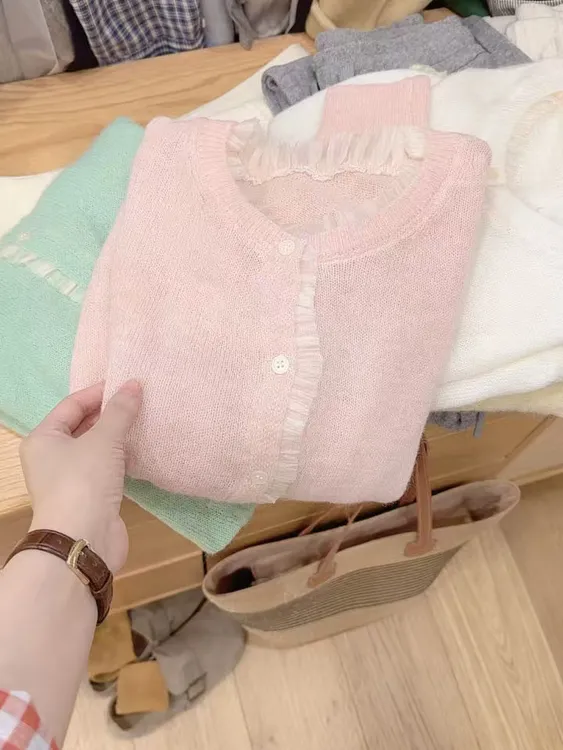 七言家巨好看！韩系甜美粉色蕾丝花边开衫@