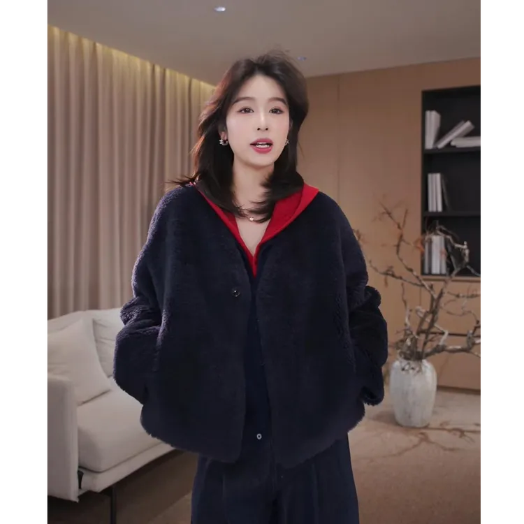 广州琴姐【开普敦】琥珀流光风高级感短款V领羊毛外套女秋冬款29025