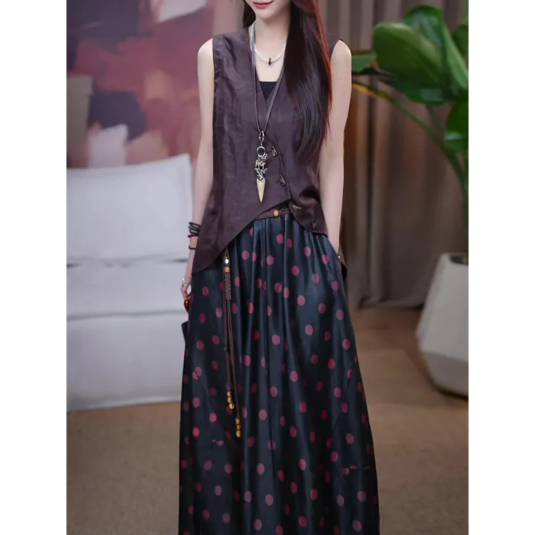 新中式文艺时尚套装女25夏季新款民族风修身显瘦马甲+波点半身裙