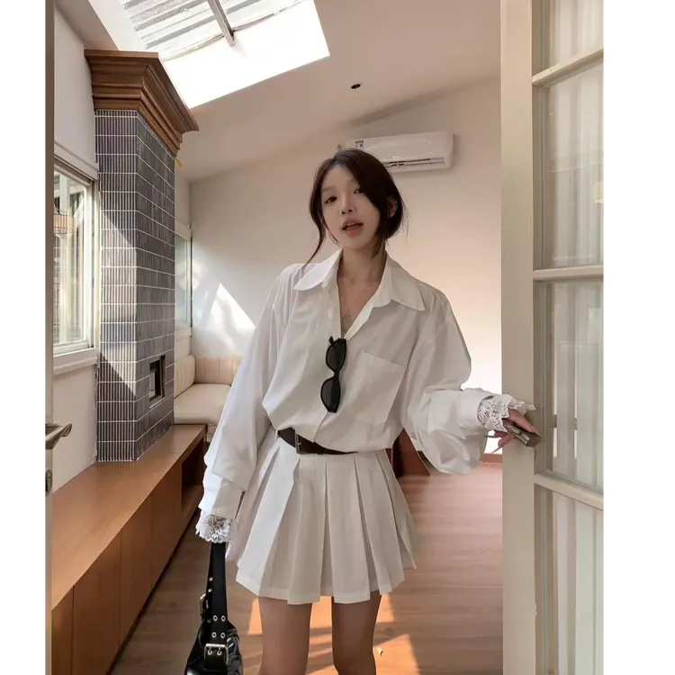 微胖女生胖mm新款Polo领蕾丝拼接衬衫百褶连衣裙收腰显瘦法式