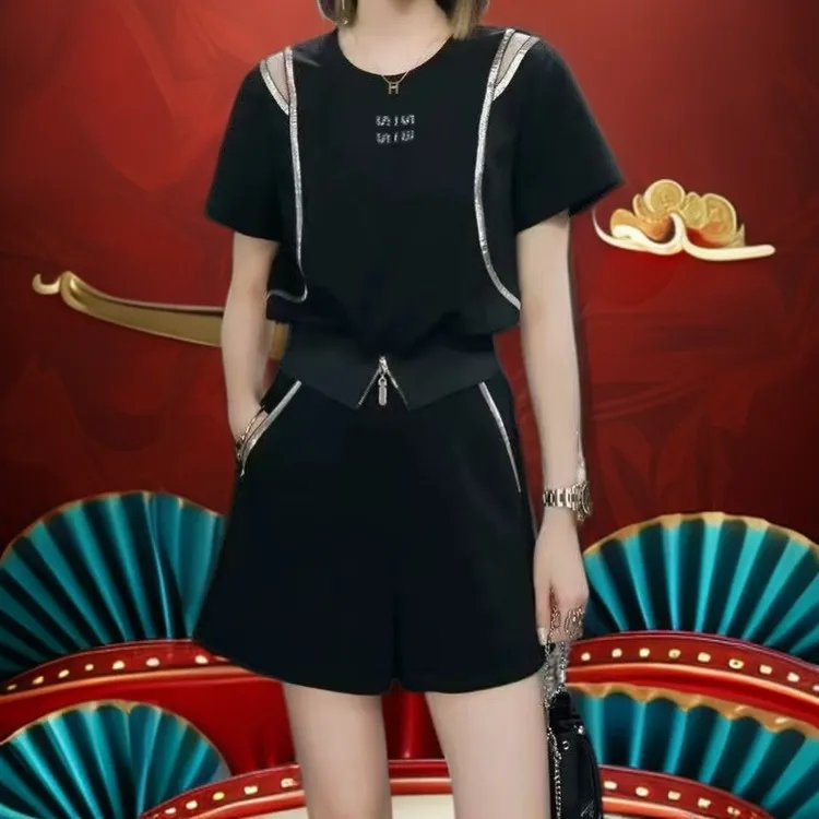 套装休闲风洋气时尚轻职风显瘦女装时尚套装休闲短款