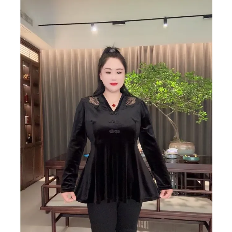 2025秋季新款黑色洋气V领丝绒国风长款收腰减龄镂空减龄上衣长袖