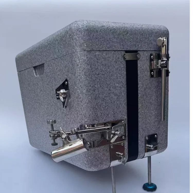 超硬超轻保冷保鲜固碳高端时尚30升钓箱2个升降腿款+不锈钢配件