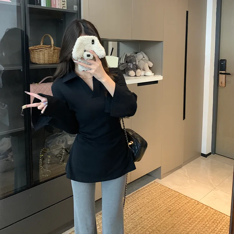 大码法式别致V领收腰T恤女春装新款显瘦百搭喇叭袖打底衫上衣