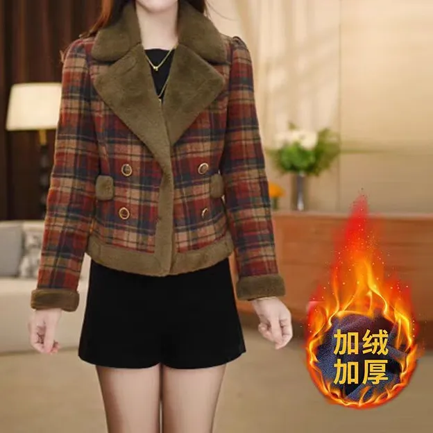 小香风2025皮毛一体秋冬新款长袖短款加绒时尚气质百搭西装领外套