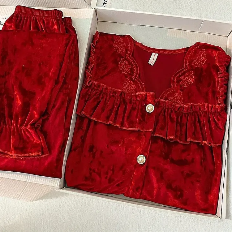 韩版金钻绒甜美公主风长袖两件套装可外穿本命年家居服