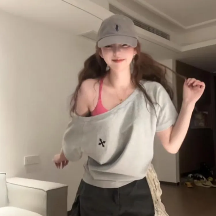 美式复古灰色斜肩短袖t恤女夏季新款宽松显瘦性感慵懒风百搭上衣