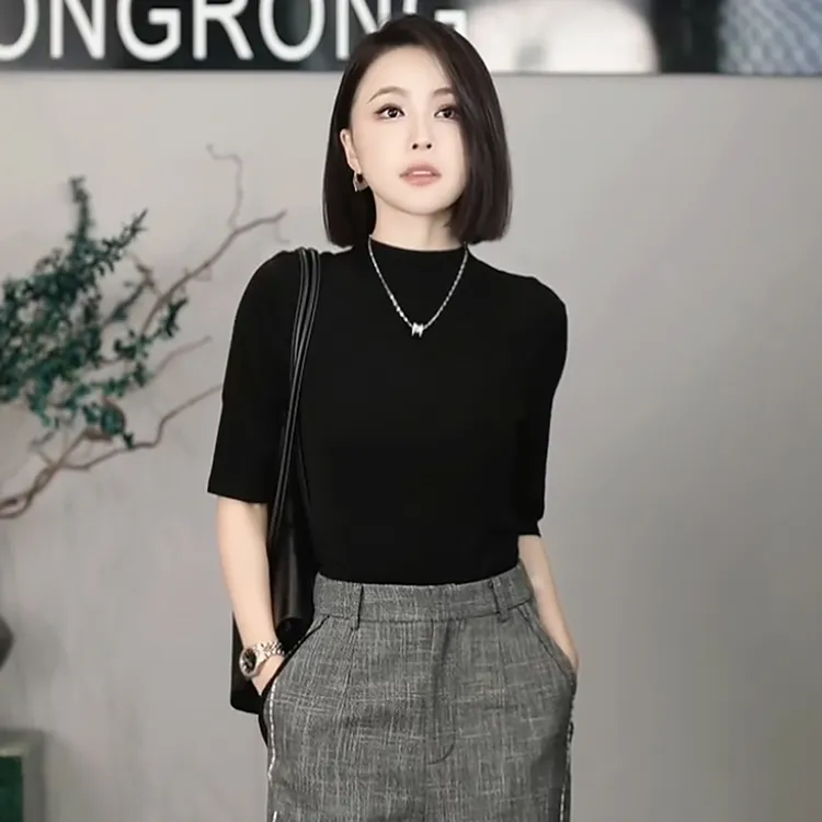 溶溶【温柔系】RONGRONG 莱赛尔桑蚕丝混纺亲肤显瘦针织T恤T-B0113