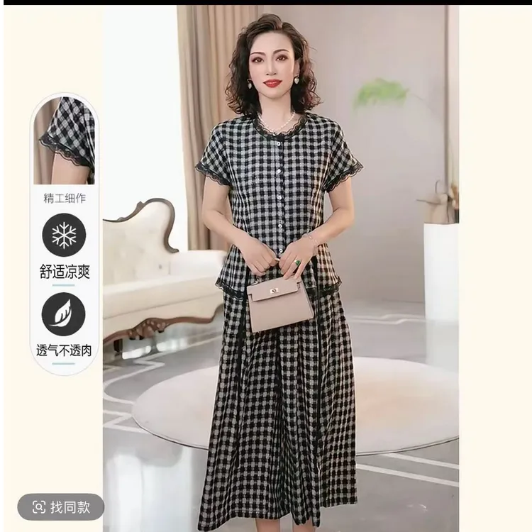  年轻气质妈妈夏装短袖T恤小衫2025新款洋气中老年女装上衣服套装