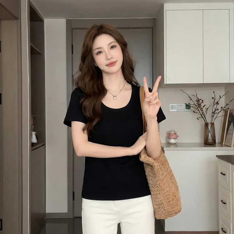 2026新款纯欲慵懒风纯色U领宽松正肩短袖T恤女夏百搭松弛感女装商品图