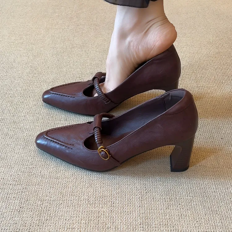 RubyL/7cm小个子法式复古通勤百搭尖头丁字扣带粗跟浅口单鞋女款
