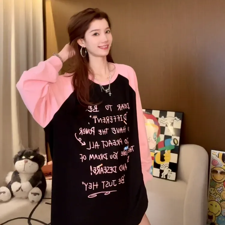 2025秋冬款撞色高个子女生遮屁股休闲宽松慵懒加绒卫衣70013-1