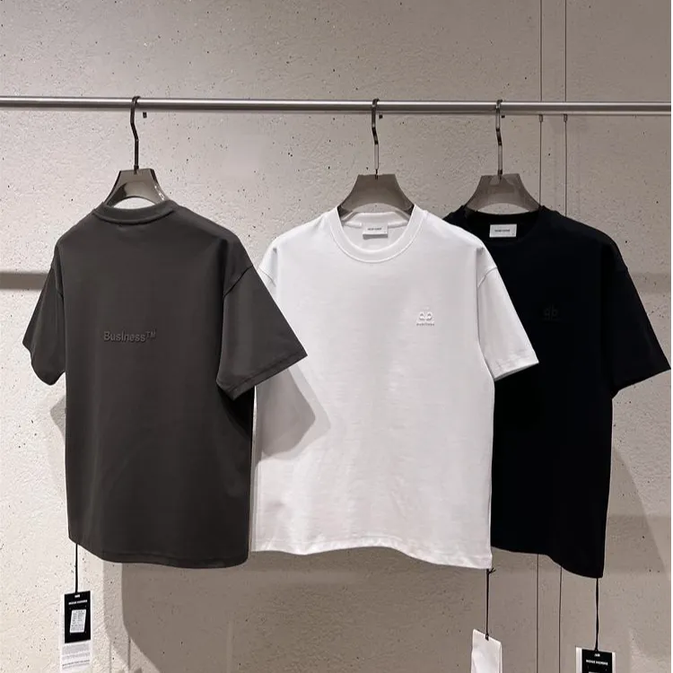 云其服饰立体硅胶烫印索罗娜凉感纯色品质简约百搭圆领短袖T恤男