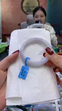 【闪购商品】翡翠手镯未镶嵌多人00976